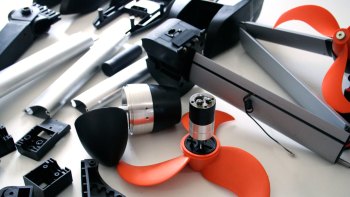 konstruktion-torqeedo-travel-einzelteile-schlagheck-design